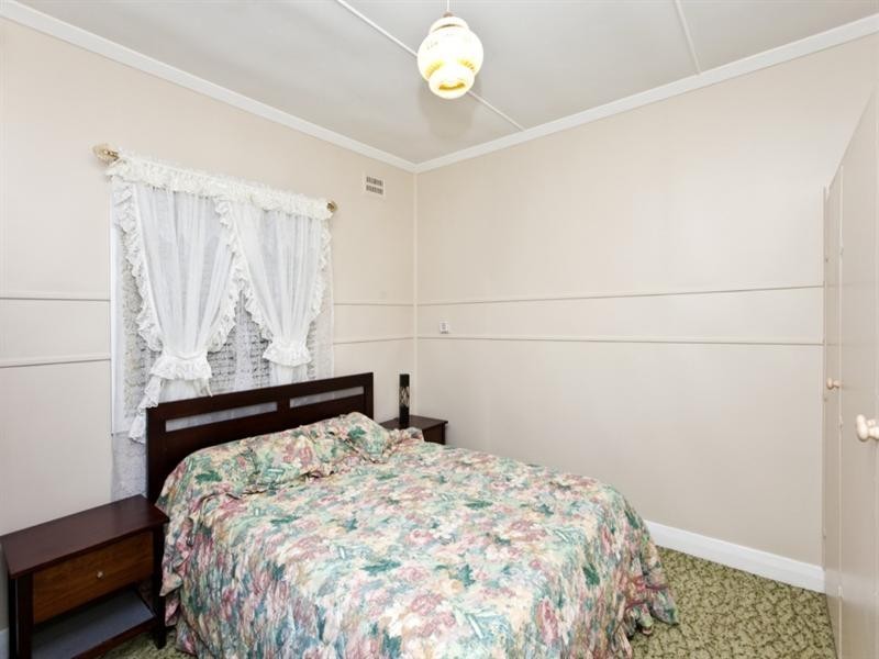 21 Warner Street, Warners Bay NSW 2282