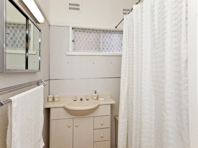 21 Warner Street, Warners Bay NSW 2282