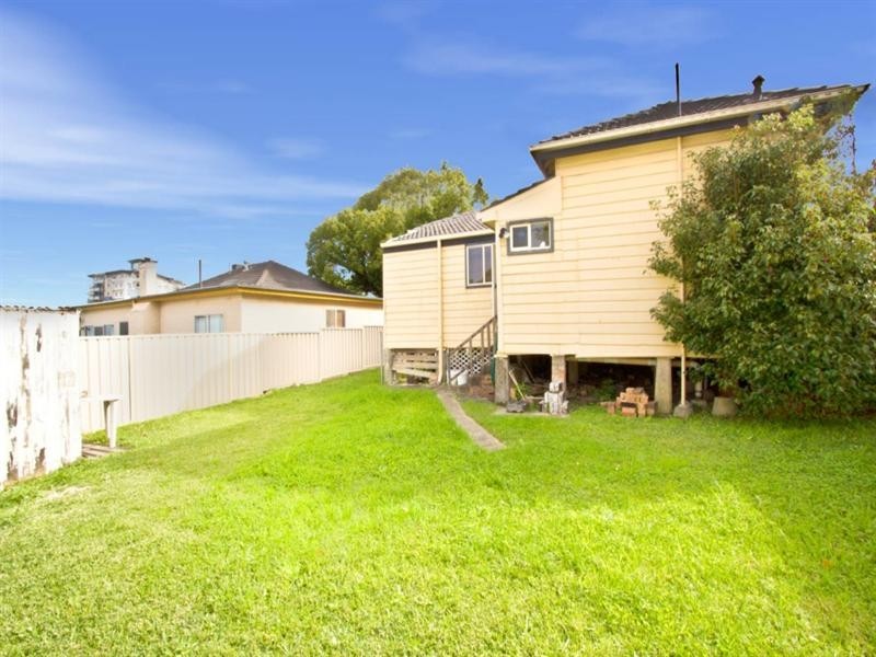 233 Pacific Highway, Charlestown NSW 2290