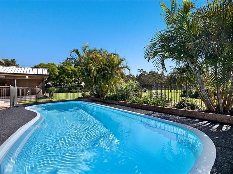 8 Forsythe Parade, Black Hill NSW 2322