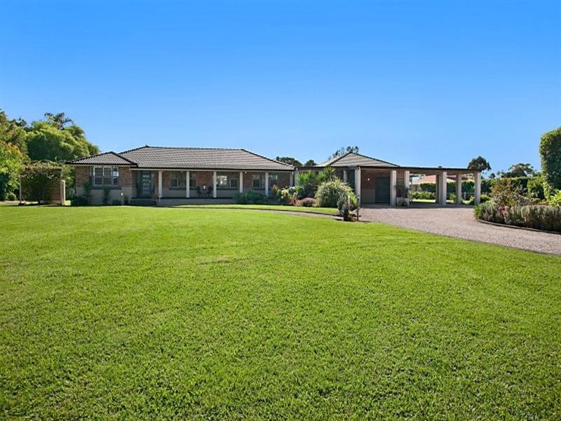 8 Forsythe Parade, Black Hill NSW 2322
