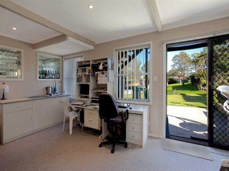 12 Prospect Road, Garden Suburb NSW 2289