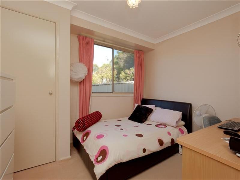 6 Calgarth Court, Lakelands NSW 2282