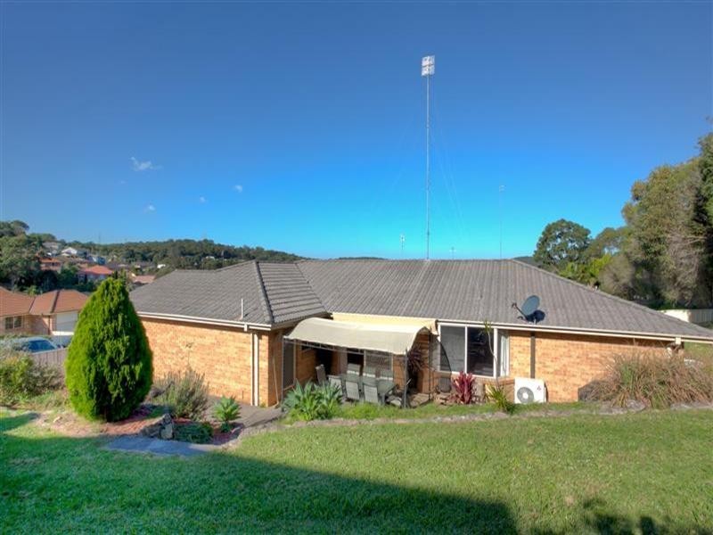 6 Calgarth Court, Lakelands NSW 2282