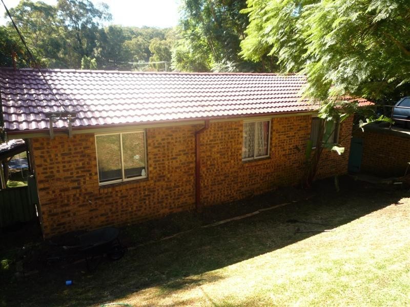 11 Lochend Place, Bolton Point NSW 2283