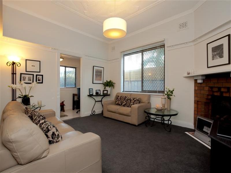 Mayfield NSW 2304