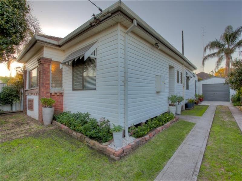 Mayfield NSW 2304