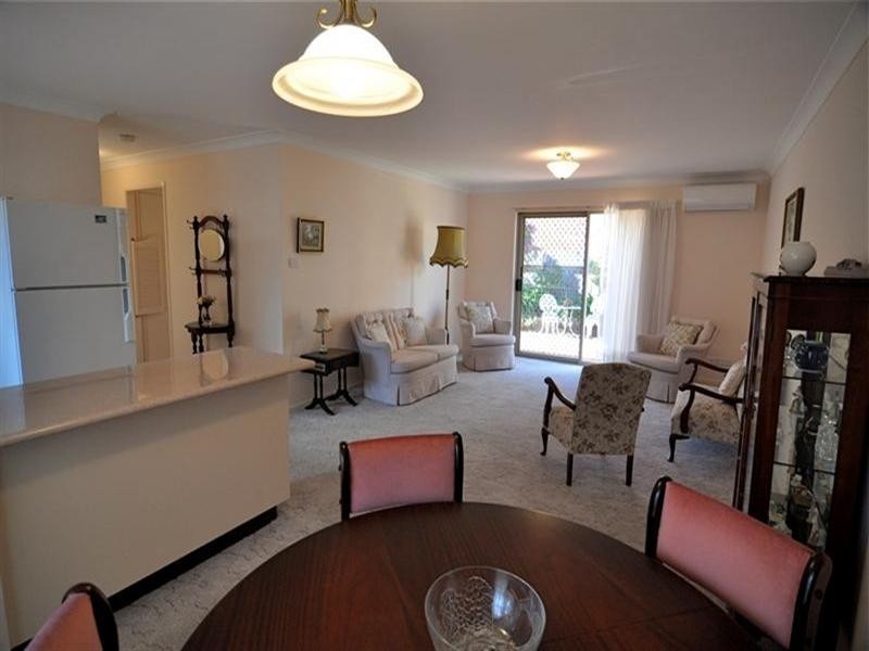 6 Joanna Close, Charlestown NSW 2290