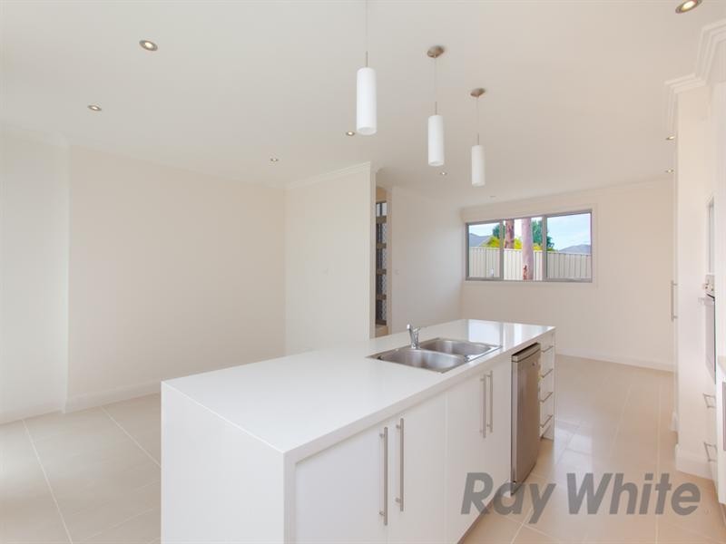 3/24 Kenibea Avenue, Kahibah NSW 2290