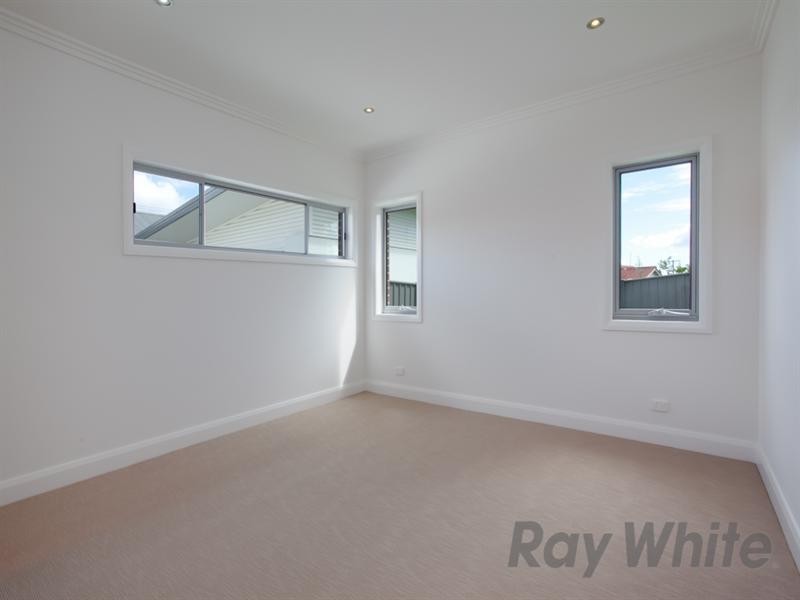 2/24 Kenibea Avenue, Kahibah NSW 2290