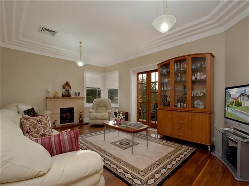 1 Meredith Street, Kotara NSW 2289