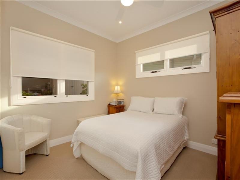 1 Meredith Street, Kotara NSW 2289