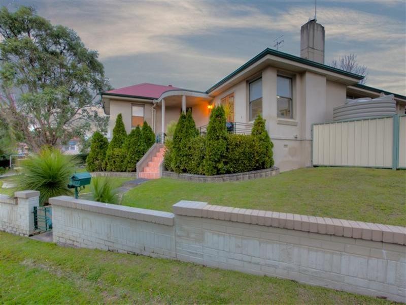 1 Meredith Street, Kotara NSW 2289