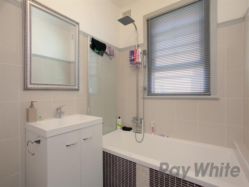 68 Gregson Avenue, Mayfield West NSW 2304