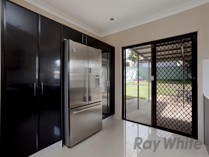 11 Walumbi Avenue, Tingira Heights NSW 2290