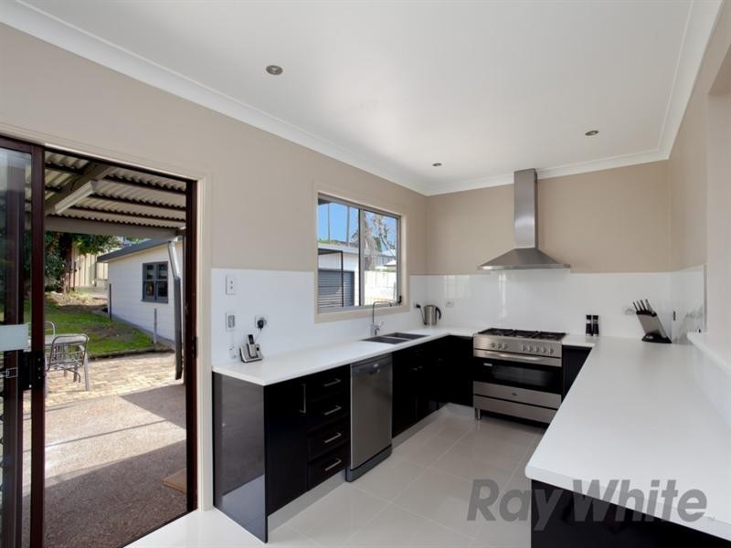 11 Walumbi Avenue, Tingira Heights NSW 2290