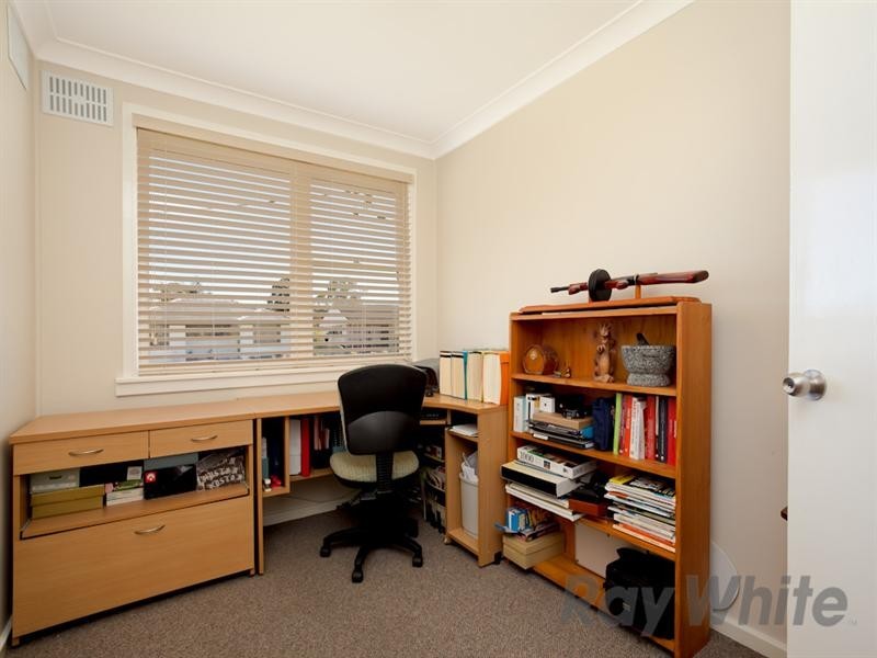 24 Plane Street, Gateshead NSW 2290