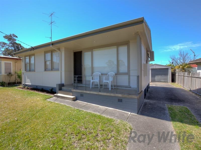 24 Plane Street, Gateshead NSW 2290