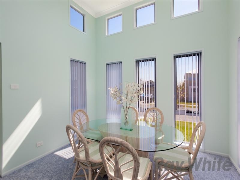 47 The Park Chase, Valentine NSW 2280