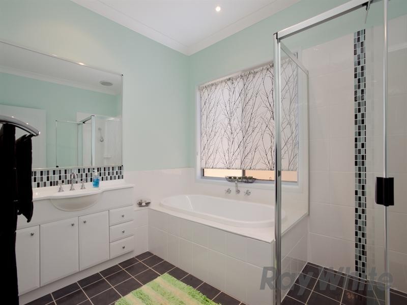 47 The Park Chase, Valentine NSW 2280