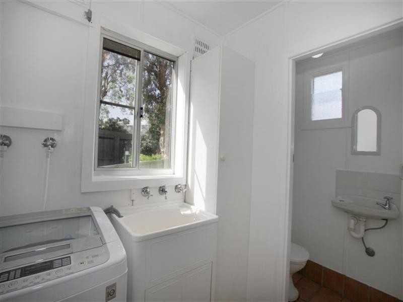 27 Merran Avenue, Charlestown NSW 2290