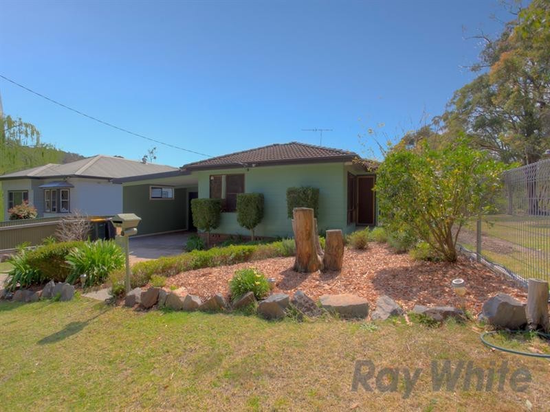 54 Fourth Street, Seahampton NSW 2286
