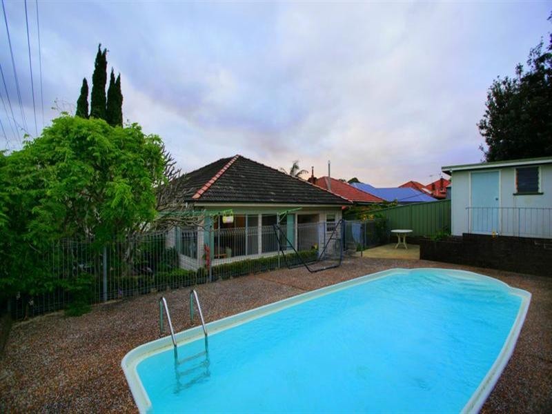 32 Highfields Parade, Highfields NSW 2289
