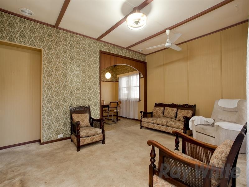 15 Guam Street, Shortland NSW 2307