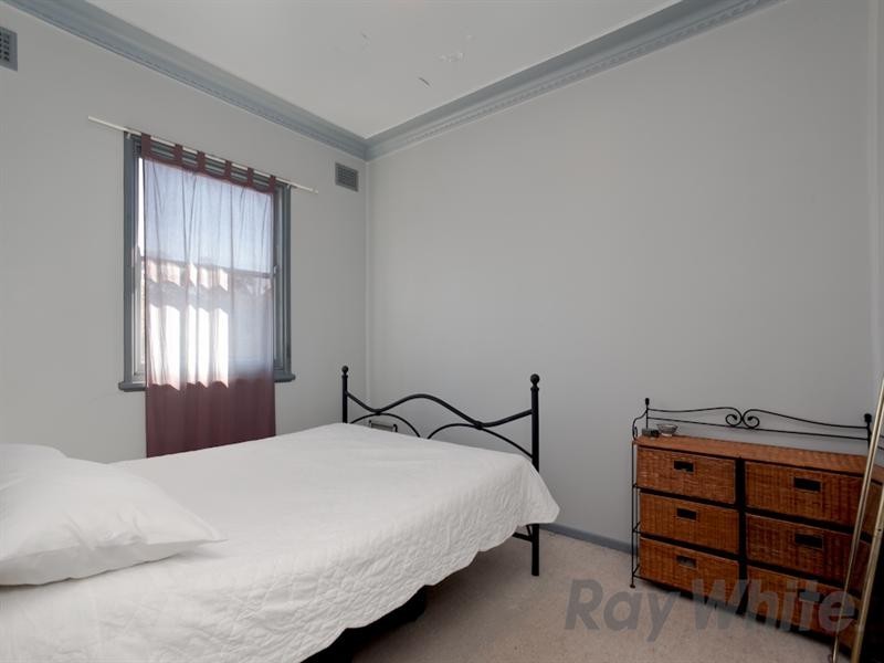 91 Bayview Street, Warners Bay NSW 2282