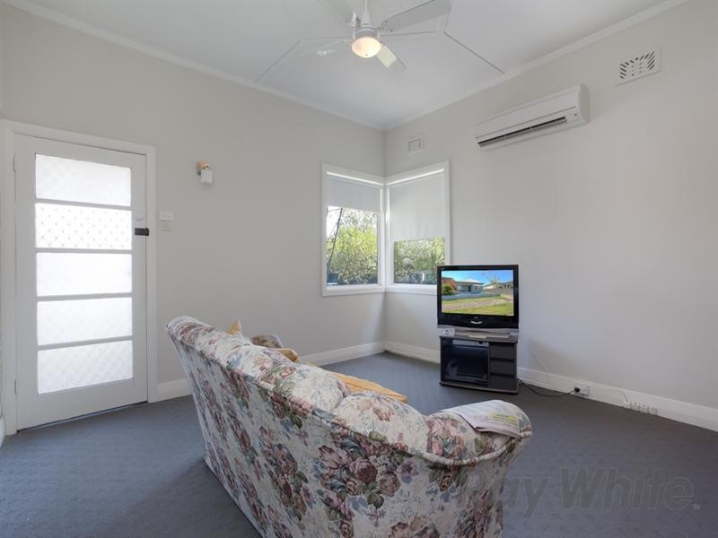 3 Teralba Road, Broadmeadow NSW 2292