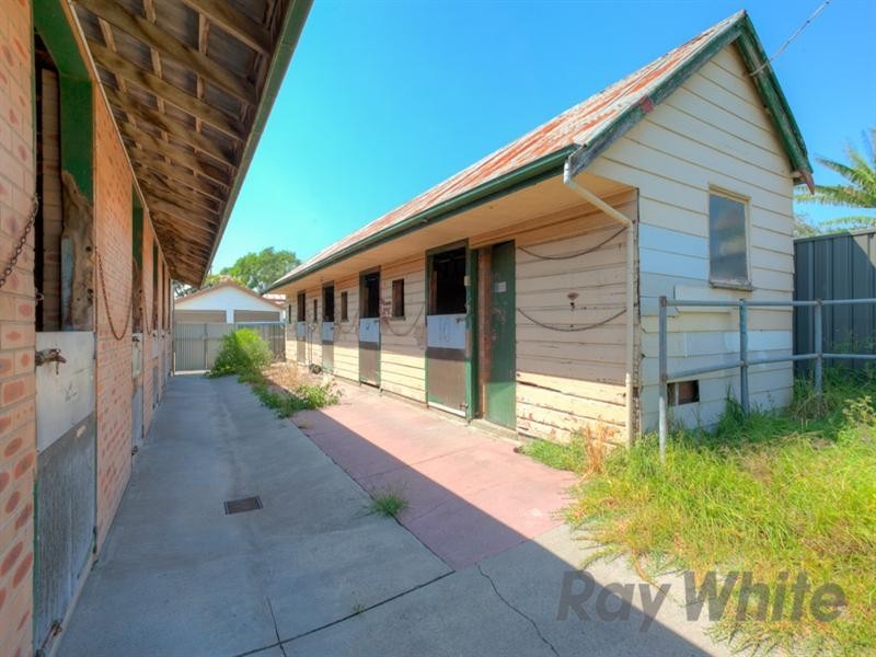 3 Teralba Road, Broadmeadow NSW 2292