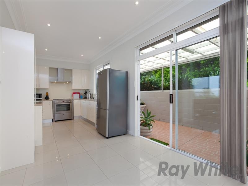 27 Ashford Parade, Merewether Heights NSW 2291