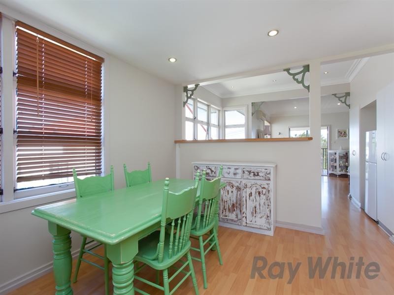 2 Roberts Street, Whitebridge NSW 2290