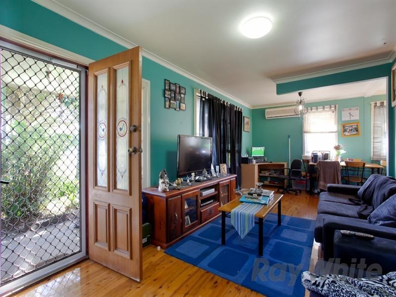 19 Swan Street, Windale NSW 2306