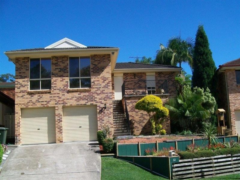 32 Excalibur Parade, Valentine NSW 2280