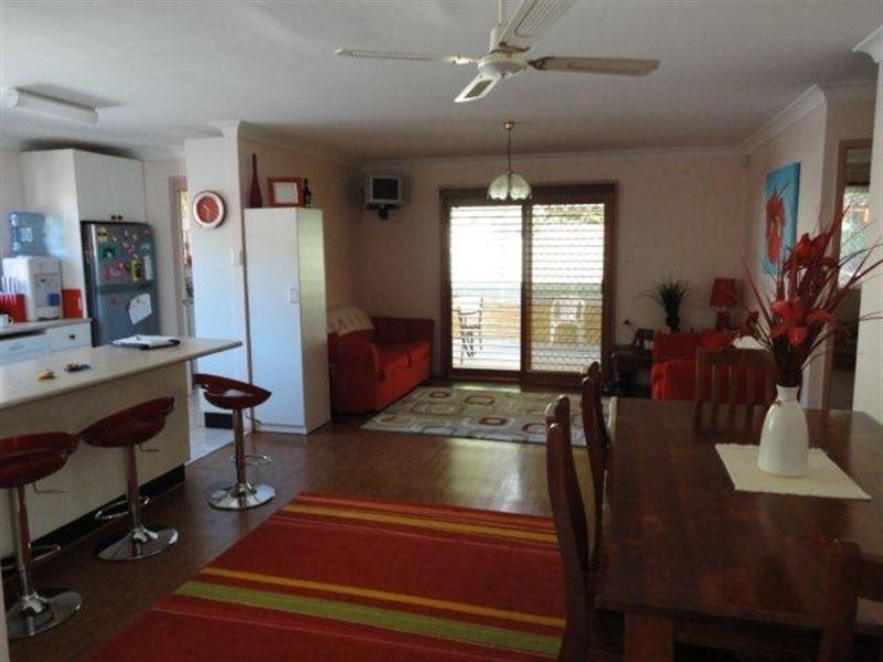 32 Excalibur Parade, Valentine NSW 2280