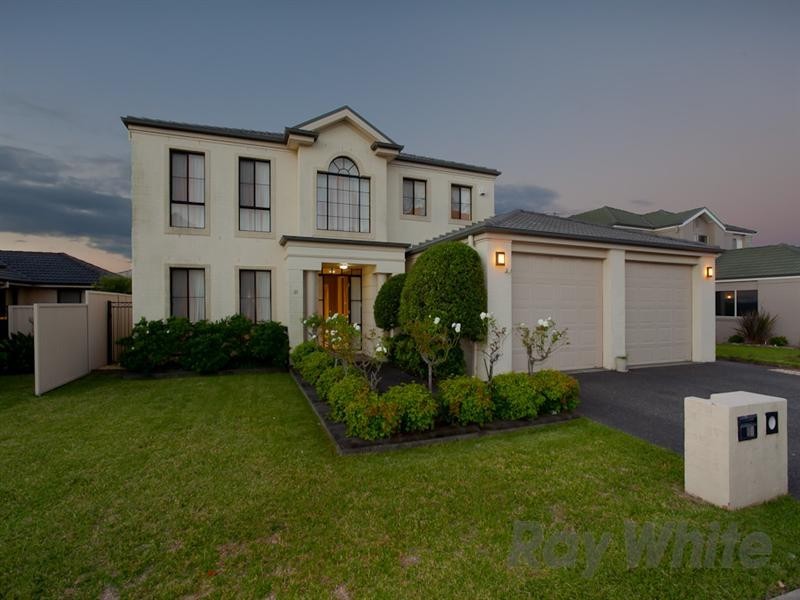 21 Churchill Circuit, Hamilton South NSW 2303