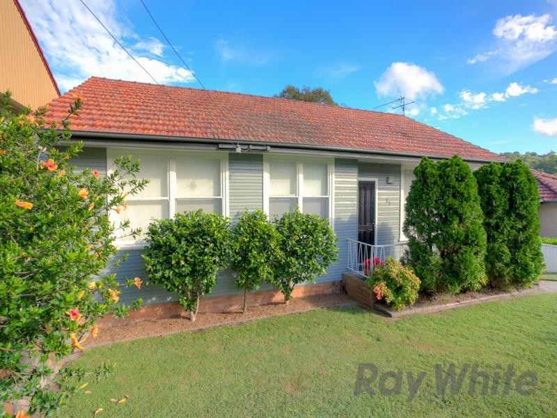 22 Kuranda Crescent, Kotara NSW 2289