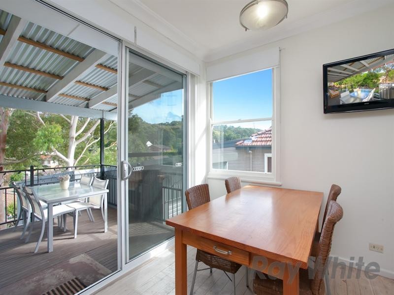 22 Kuranda Crescent, Kotara NSW 2289