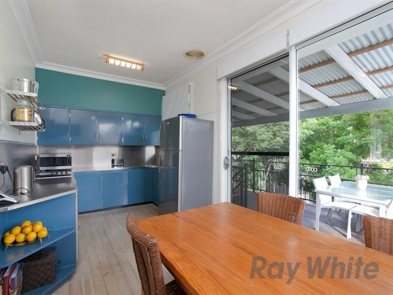 22 Kuranda Crescent, Kotara NSW 2289