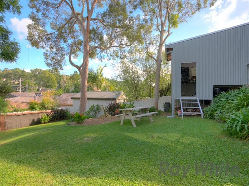 22 Kuranda Crescent, Kotara NSW 2289