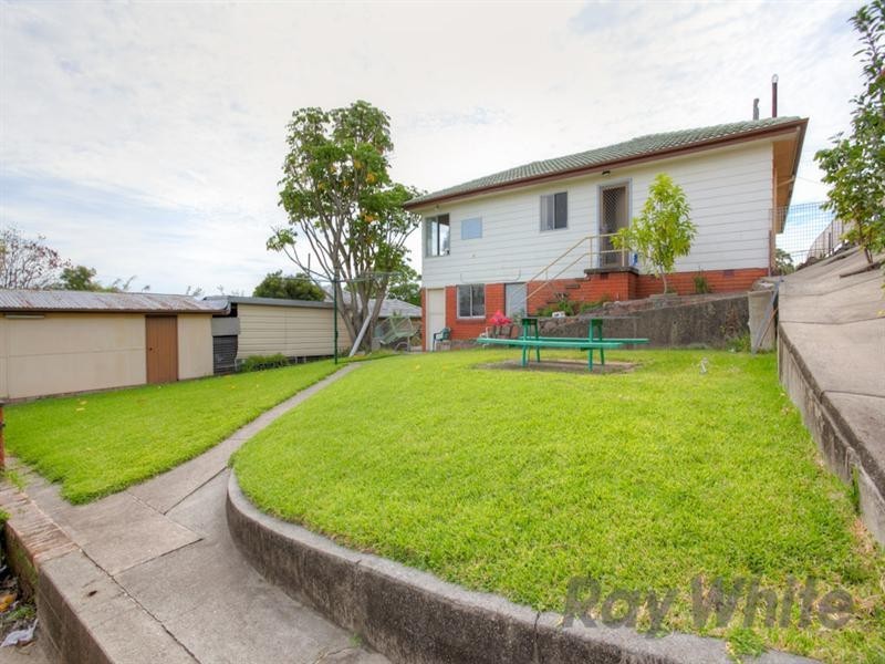 6 Fifth Street, Boolaroo NSW 2284