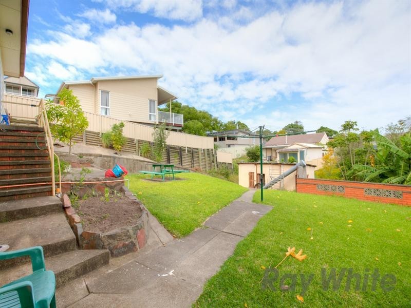 6 Fifth Street, Boolaroo NSW 2284