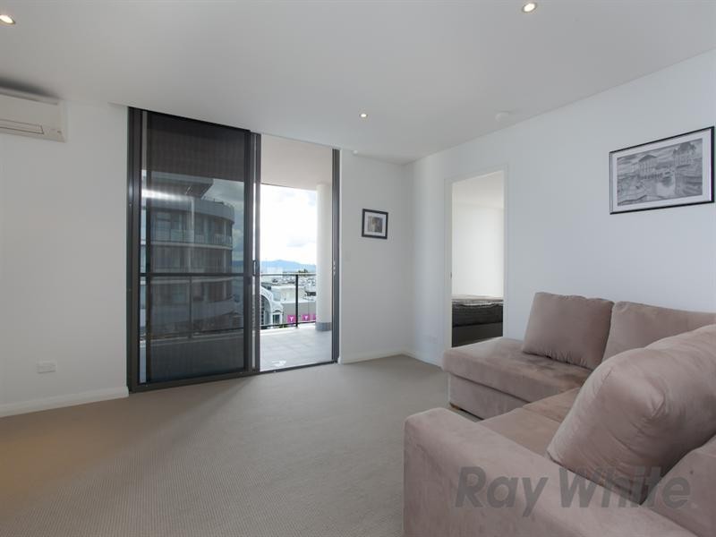 E505/18-20 Smart Street, Charlestown NSW 2290