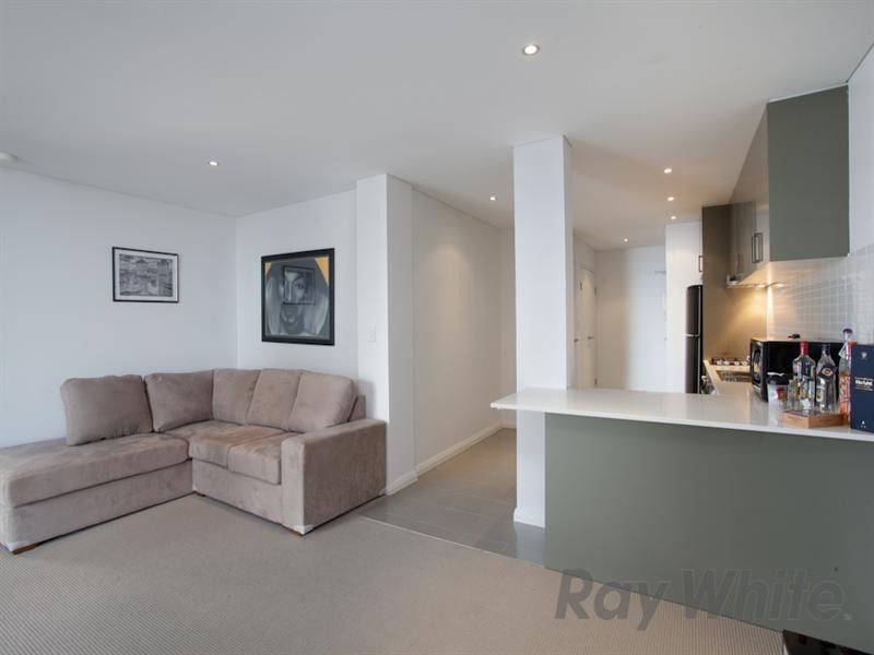 E505/18-20 Smart Street, Charlestown NSW 2290