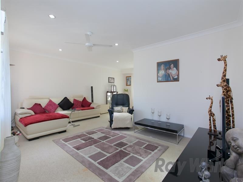 1 Tinglewood Close, Tingira Heights NSW 2290