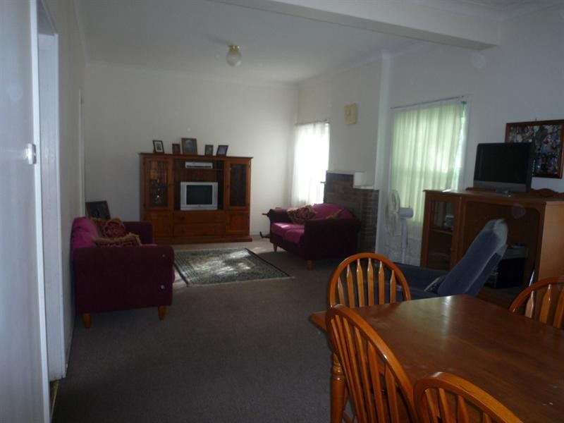 5 Ellis Road, Waratah NSW 2298