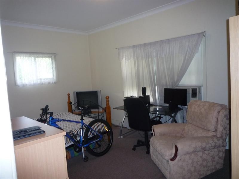 5 Ellis Road, Waratah NSW 2298