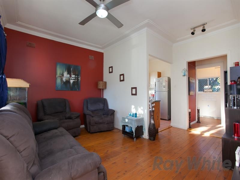 270 Warners Bay Road, Mount Hutton NSW 2290