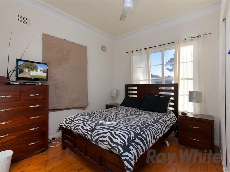 270 Warners Bay Road, Mount Hutton NSW 2290